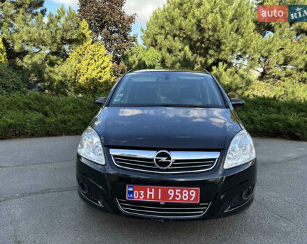 Черный Опель Зафира, объемом двигателя 1.8 л и пробегом 205 тыс. км за 6250 $, фото 3 на Automoto.ua