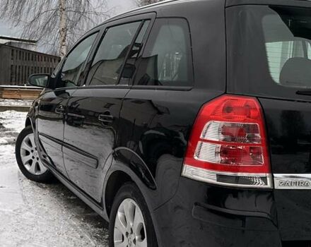 Черный Опель Зафира, объемом двигателя 1.8 л и пробегом 181 тыс. км за 5600 $, фото 10 на Automoto.ua