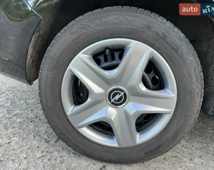 Черный Опель Зафира, объемом двигателя 1.6 л и пробегом 227 тыс. км за 6300 $, фото 29 на Automoto.ua