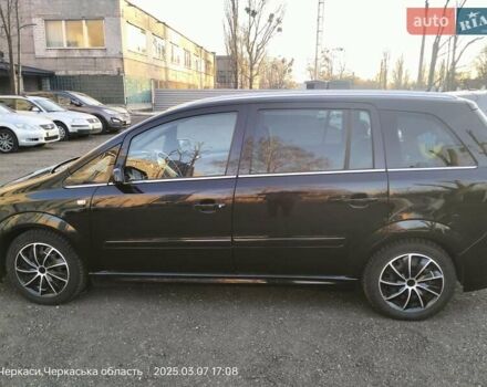 Черный Опель Зафира, объемом двигателя 1.69 л и пробегом 263 тыс. км за 6000 $, фото 9 на Automoto.ua