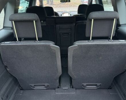 Черный Опель Зафира, объемом двигателя 1.9 л и пробегом 250 тыс. км за 3250 $, фото 21 на Automoto.ua