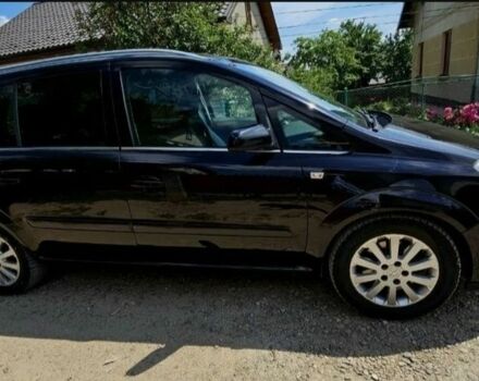 Черный Опель Зафира, объемом двигателя 1.9 л и пробегом 206 тыс. км за 5400 $, фото 3 на Automoto.ua