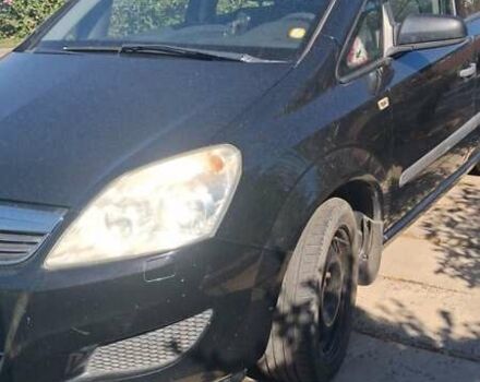 Черный Опель Зафира, объемом двигателя 1.6 л и пробегом 261 тыс. км за 5700 $, фото 5 на Automoto.ua