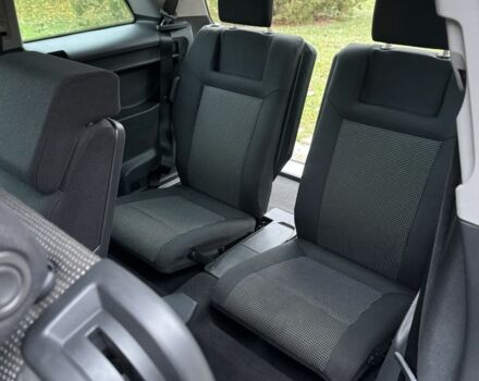 Черный Опель Зафира, объемом двигателя 1.9 л и пробегом 250 тыс. км за 3250 $, фото 20 на Automoto.ua