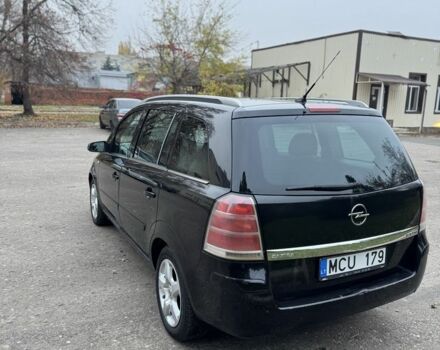 Черный Опель Зафира, объемом двигателя 1.9 л и пробегом 250 тыс. км за 3250 $, фото 7 на Automoto.ua