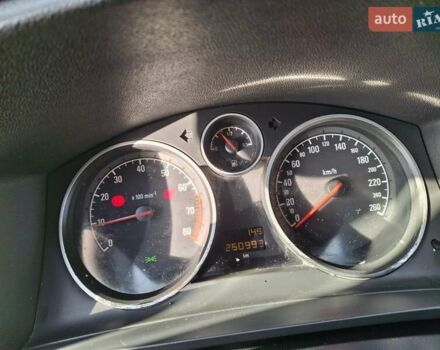 Черный Опель Зафира, объемом двигателя 1.8 л и пробегом 250 тыс. км за 5400 $, фото 10 на Automoto.ua