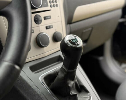 Чорний Опель Зафіра, об'ємом двигуна 1.6 л та пробігом 238 тис. км за 5500 $, фото 37 на Automoto.ua