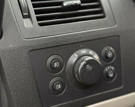 Чорний Опель Зафіра, об'ємом двигуна 1.6 л та пробігом 238 тис. км за 5500 $, фото 32 на Automoto.ua