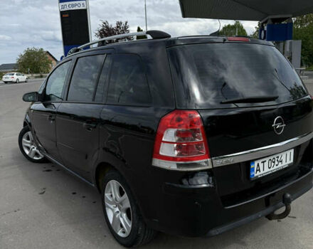 Черный Опель Зафира, объемом двигателя 1.9 л и пробегом 315 тыс. км за 6600 $, фото 6 на Automoto.ua
