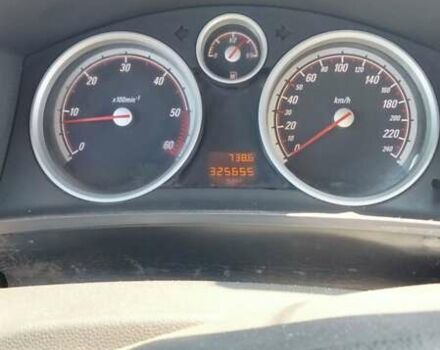 Чорний Опель Зафіра, об'ємом двигуна 1.69 л та пробігом 325 тис. км за 5700 $, фото 8 на Automoto.ua