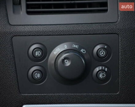 Черный Опель Зафира, объемом двигателя 1.6 л и пробегом 221 тыс. км за 6350 $, фото 17 на Automoto.ua