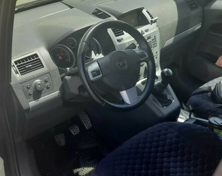 Чорний Опель Зафіра, об'ємом двигуна 1.7 л та пробігом 239 тис. км за 6800 $, фото 4 на Automoto.ua