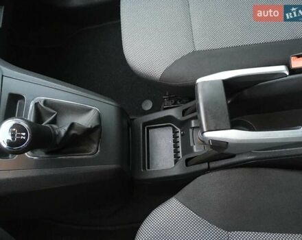 Черный Опель Зафира, объемом двигателя 1.6 л и пробегом 121 тыс. км за 6999 $, фото 32 на Automoto.ua