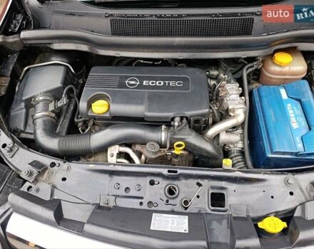 Черный Опель Зафира, объемом двигателя 1.69 л и пробегом 263 тыс. км за 6500 $, фото 11 на Automoto.ua