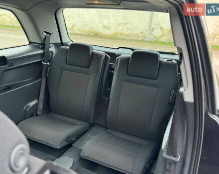 Черный Опель Зафира, объемом двигателя 1.8 л и пробегом 256 тыс. км за 6250 $, фото 53 на Automoto.ua