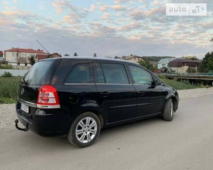 Черный Опель Зафира, объемом двигателя 1.8 л и пробегом 198 тыс. км за 6900 $, фото 8 на Automoto.ua