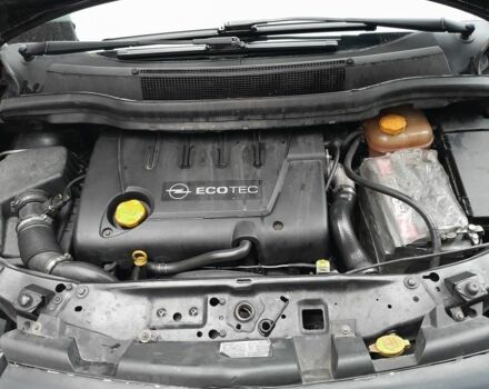 Черный Опель Зафира, объемом двигателя 1.9 л и пробегом 395 тыс. км за 6519 $, фото 5 на Automoto.ua