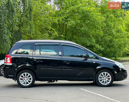 Черный Опель Зафира, объемом двигателя 1.6 л и пробегом 279 тыс. км за 6500 $, фото 23 на Automoto.ua