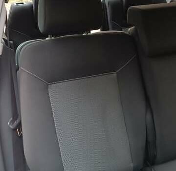 Черный Опель Зафира, объемом двигателя 1.69 л и пробегом 290 тыс. км за 6499 $, фото 12 на Automoto.ua