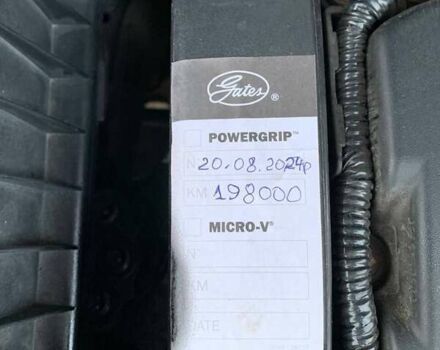 Черный Опель Зафира, объемом двигателя 1.8 л и пробегом 198 тыс. км за 6900 $, фото 26 на Automoto.ua