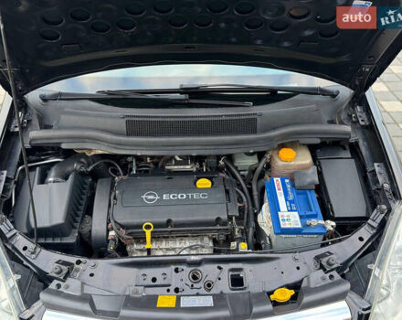 Черный Опель Зафира, объемом двигателя 1.8 л и пробегом 256 тыс. км за 6250 $, фото 70 на Automoto.ua