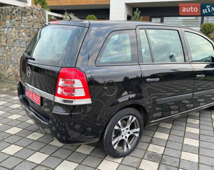 Черный Опель Зафира, объемом двигателя 1.8 л и пробегом 256 тыс. км за 6250 $, фото 20 на Automoto.ua