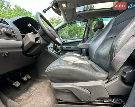 Черный Опель Зафира, объемом двигателя 1.6 л и пробегом 279 тыс. км за 6500 $, фото 41 на Automoto.ua