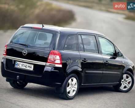 Черный Опель Зафира, объемом двигателя 1.7 л и пробегом 197 тыс. км за 6500 $, фото 28 на Automoto.ua