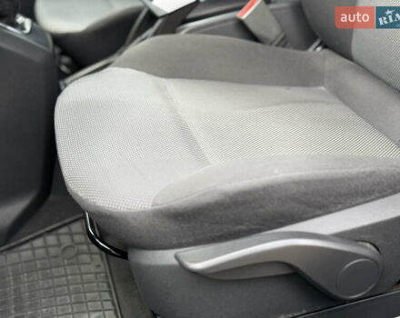 Черный Опель Зафира, объемом двигателя 1.7 л и пробегом 197 тыс. км за 6500 $, фото 48 на Automoto.ua