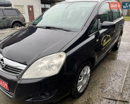 Черный Опель Зафира, объемом двигателя 1.6 л и пробегом 198 тыс. км за 6300 $, фото 2 на Automoto.ua