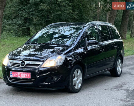 Черный Опель Зафира, объемом двигателя 1.8 л и пробегом 238 тыс. км за 5999 $, фото 1 на Automoto.ua
