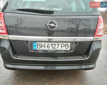 Чорний Опель Зафіра, об'ємом двигуна 1.9 л та пробігом 191 тис. км за 8300 $, фото 7 на Automoto.ua