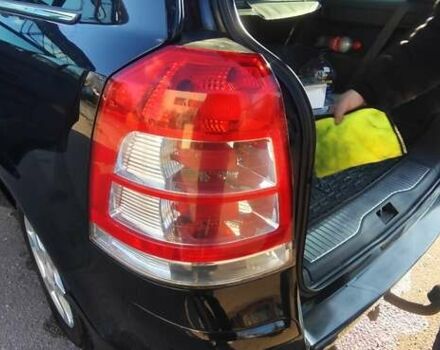 Черный Опель Зафира, объемом двигателя 1.6 л и пробегом 220 тыс. км за 7200 $, фото 28 на Automoto.ua