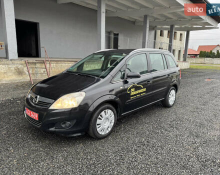Черный Опель Зафира, объемом двигателя 1.6 л и пробегом 198 тыс. км за 6300 $, фото 15 на Automoto.ua