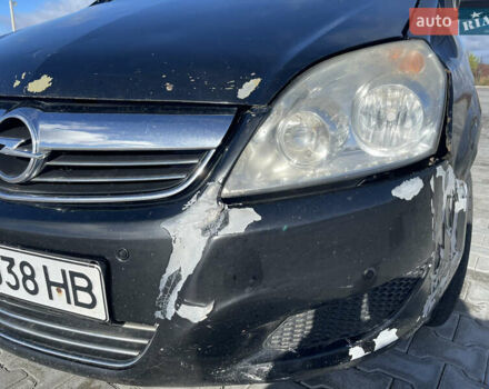 Чорний Опель Зафіра, об'ємом двигуна 1.7 л та пробігом 289 тис. км за 5700 $, фото 8 на Automoto.ua
