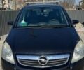 Чорний Опель Зафіра, об'ємом двигуна 1.7 л та пробігом 237 тис. км за 8300 $, фото 1 на Automoto.ua