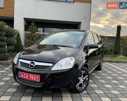 Черный Опель Зафира, объемом двигателя 1.8 л и пробегом 256 тыс. км за 6250 $, фото 9 на Automoto.ua