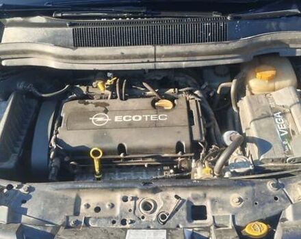 Черный Опель Зафира, объемом двигателя 1.6 л и пробегом 220 тыс. км за 7200 $, фото 3 на Automoto.ua