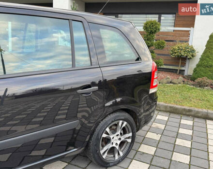 Черный Опель Зафира, объемом двигателя 1.8 л и пробегом 256 тыс. км за 6250 $, фото 14 на Automoto.ua