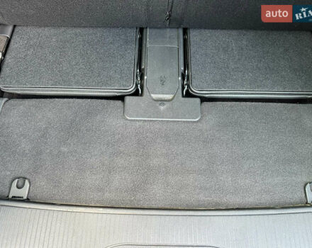 Черный Опель Зафира, объемом двигателя 1.6 л и пробегом 279 тыс. км за 6500 $, фото 34 на Automoto.ua