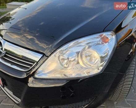Чорний Опель Зафіра, об'ємом двигуна 1.8 л та пробігом 243 тис. км за 5450 $, фото 36 на Automoto.ua