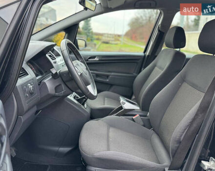 Черный Опель Зафира, объемом двигателя 1.8 л и пробегом 256 тыс. км за 6250 $, фото 33 на Automoto.ua