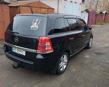 Черный Опель Зафира, объемом двигателя 1.69 л и пробегом 263 тыс. км за 6500 $, фото 4 на Automoto.ua