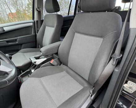 Черный Опель Зафира, объемом двигателя 1.7 л и пробегом 197 тыс. км за 6500 $, фото 52 на Automoto.ua