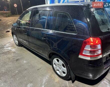Чорний Опель Зафіра, об'ємом двигуна 1.69 л та пробігом 197 тис. км за 6500 $, фото 2 на Automoto.ua