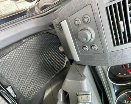 Черный Опель Зафира, объемом двигателя 1.6 л и пробегом 206 тыс. км за 6700 $, фото 14 на Automoto.ua