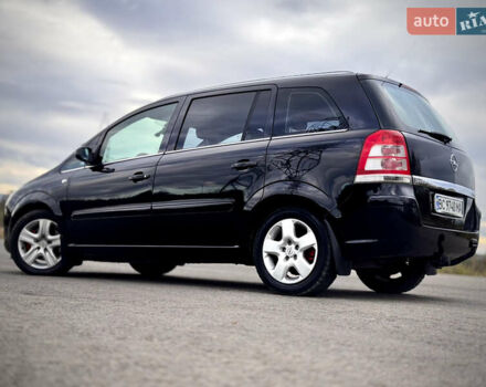 Черный Опель Зафира, объемом двигателя 1.7 л и пробегом 197 тыс. км за 6500 $, фото 23 на Automoto.ua