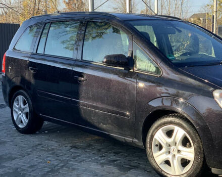 Чорний Опель Зафіра, об'ємом двигуна 0 л та пробігом 174 тис. км за 6900 $, фото 1 на Automoto.ua