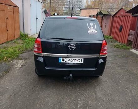 Черный Опель Зафира, объемом двигателя 1.69 л и пробегом 263 тыс. км за 6500 $, фото 5 на Automoto.ua
