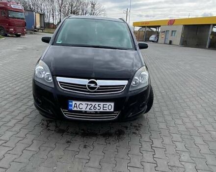Черный Опель Зафира, объемом двигателя 1.8 л и пробегом 233 тыс. км за 5950 $, фото 2 на Automoto.ua